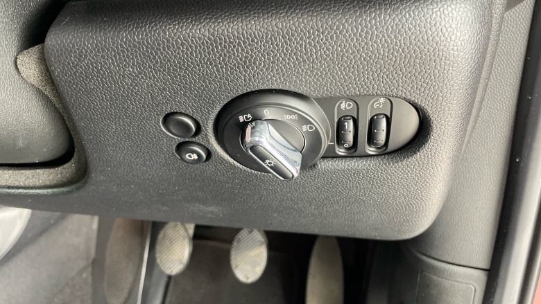 MINI Hatchback 1.5 One Classic 5dr Petrol Hatchback